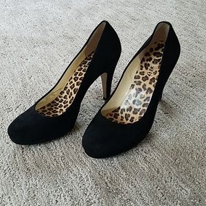 Franco Sarto suede pumps